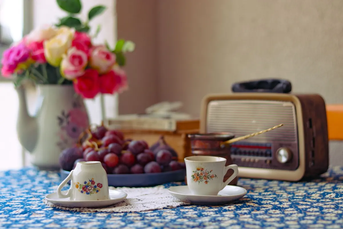A Beginner's Guide to the UK's Morning Radio News Agenda